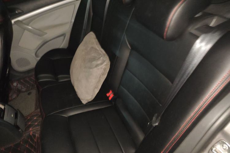 Used Skoda Octavia 2014 1.6L Automatic Yijie Edition Left Rear Seat