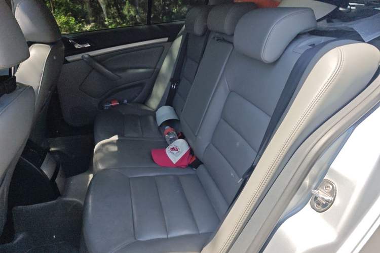 Used Skoda Octavia 2014 1.6L Automatic Yijun Edition Left Rear Seat