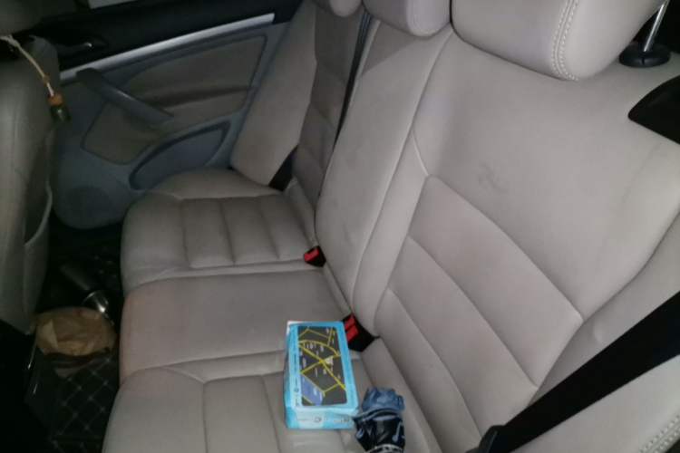 Used Skoda Octavia 2014 1.6L Automatic Yijie Edition Left Rear Seat