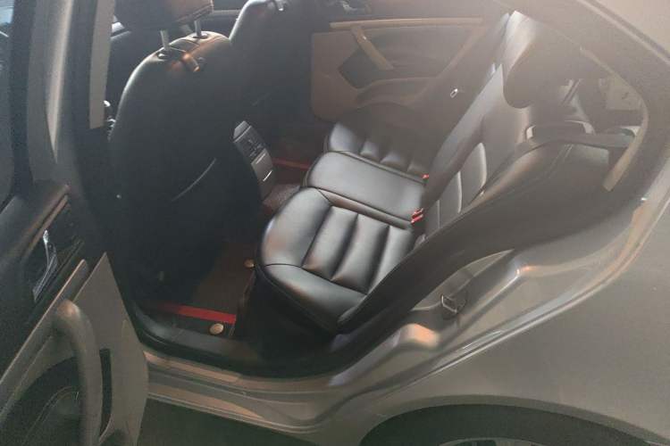 Used Skoda Octavia 2014 1.6L Automatic Yijie Edition Left Rear Seat