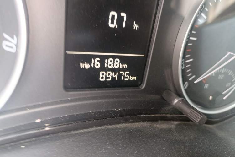 Used Skoda Octavia 2014 1.4TSI DSG Eado Edition Odometer Close Up