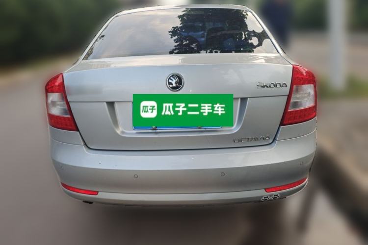 Used Skoda Octavia 2014 1.6L Automatic Yijie Edition Rear
