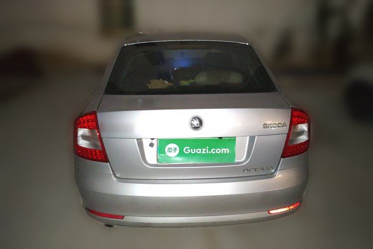 Used Skoda Octavia 2014 1.6L Manual Yijie Edition Rear