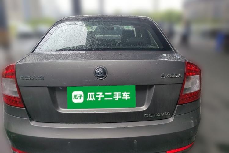 Used Skoda Octavia 2014 1.6L Automatic Yijie Edition Rear