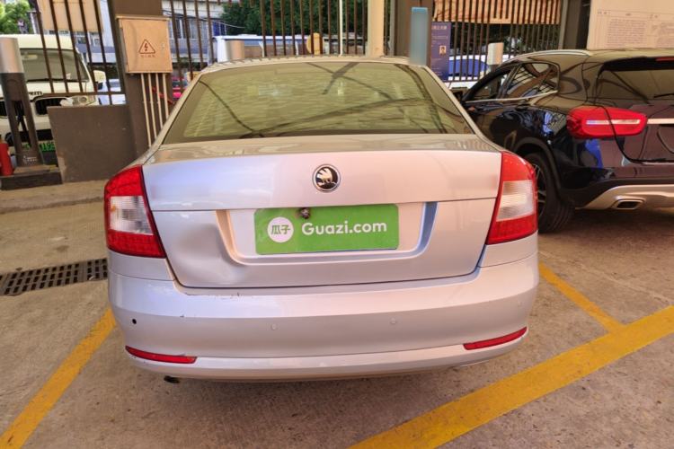 Used Skoda Octavia 2014 1.6L Automatic Yijie Edition Rear