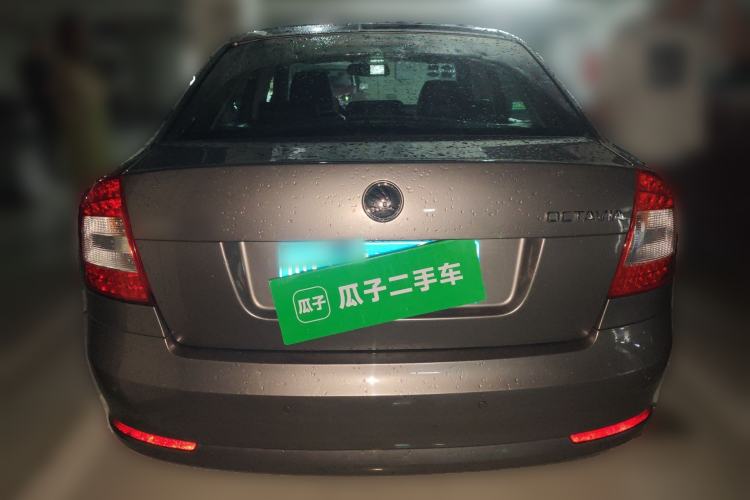 Used Skoda Octavia 2014 1.6L Automatic Yijie Edition Rear