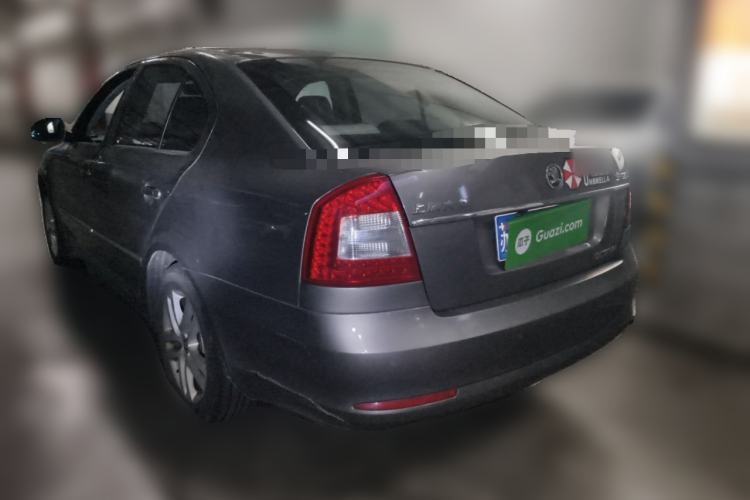 Used Skoda Octavia 2014 1.6L Automatic Yijun Edition Rear Left 45 Deg