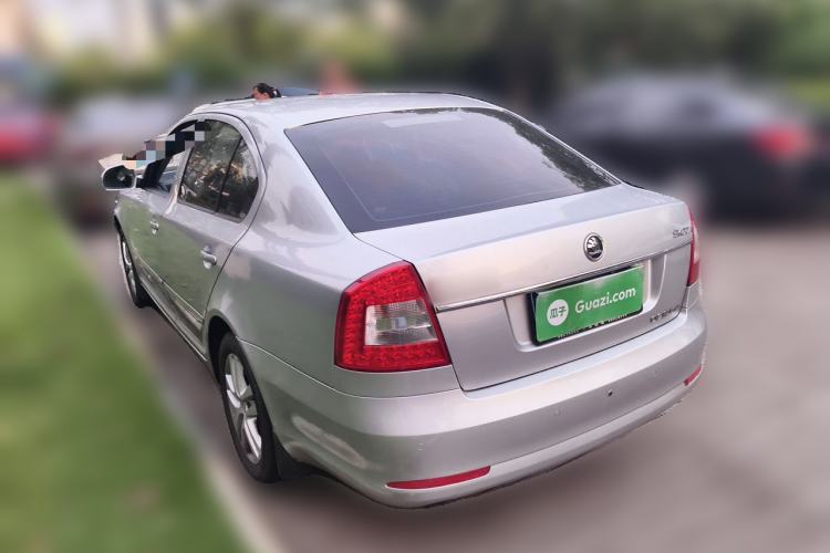 Used Skoda Octavia 2014 1.6L Automatic Yijun Edition Rear Left 45 Deg