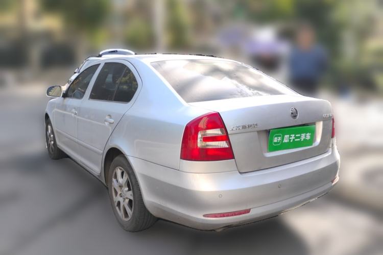 Used Skoda Octavia 2014 1.6L Automatic Yijie Edition Rear Left 45 Deg