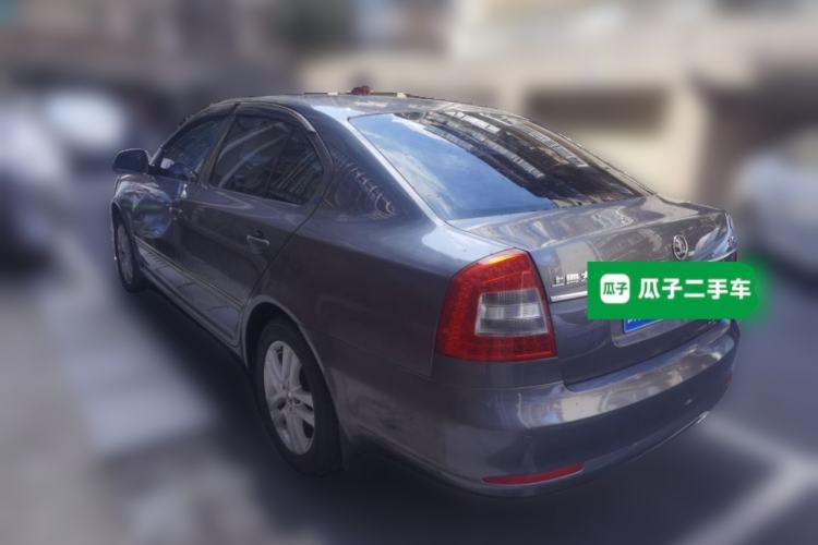 Used Skoda Octavia 2014 1.6L Automatic Yijun Edition Rear Left 45 Deg
