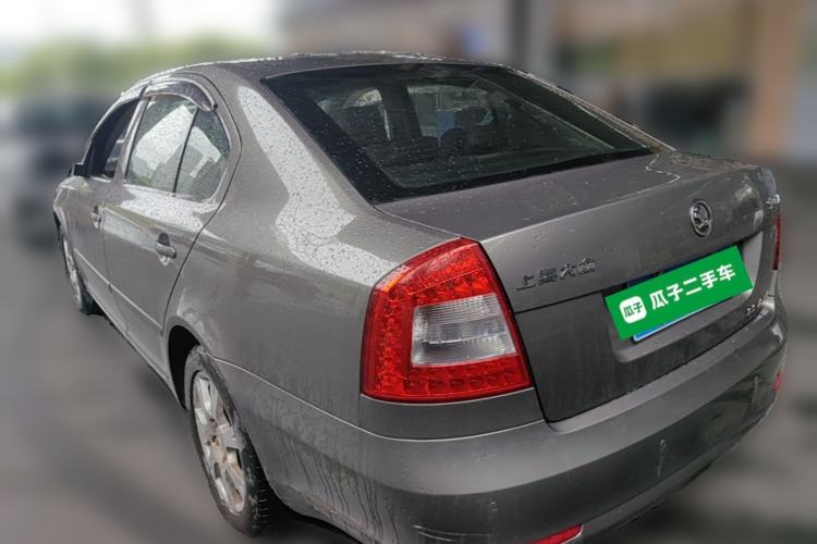 Used Skoda Octavia 2014 1.6L Automatic Yijie Edition Rear Left 45 Deg