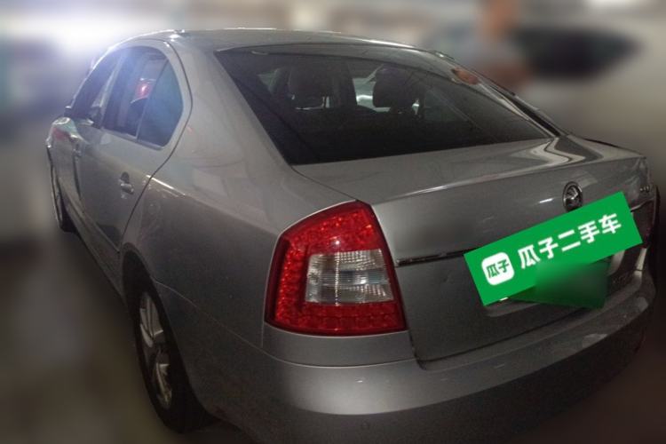 Used Skoda Octavia 2014 1.6L Manual Yijun Edition Rear Left 45 Deg