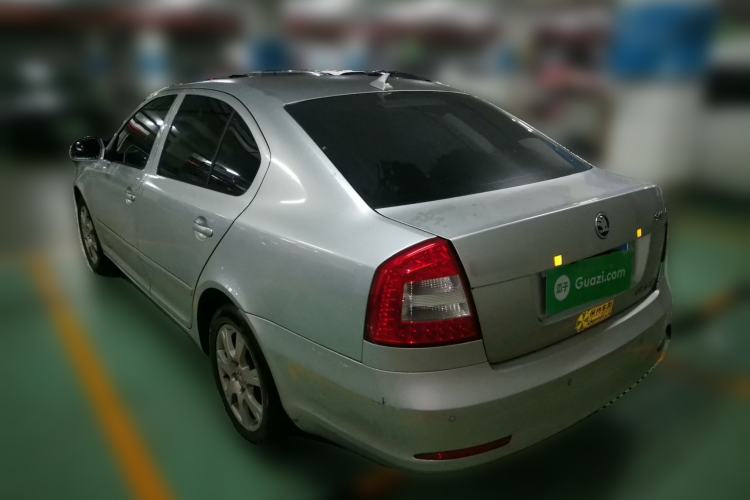 Used Skoda Octavia 2014 1.6L Automatic Yijie Edition Rear Left 45 Deg