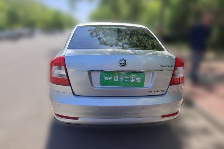 Used Skoda Octavia 2014 1.6L Automatic Yijun Edition Rear