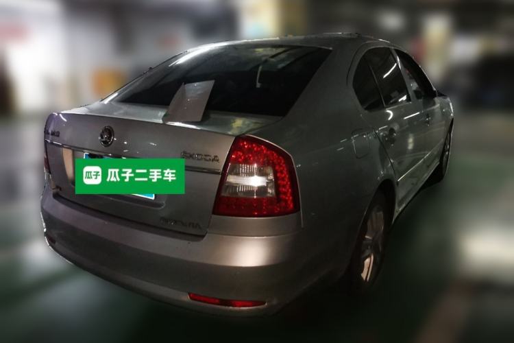Used Skoda Octavia 2014 1.8TSI DSG Yijun Edition Rear Right 45 Deg