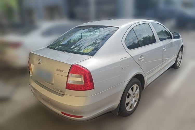 Used Skoda Octavia 2014 1.6L Automatic Eado Edition Rear Right 45 Deg