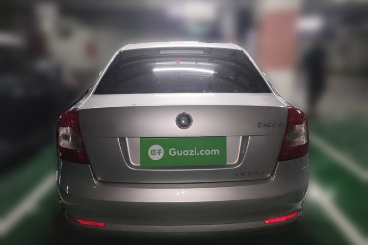 Used Skoda Octavia 2014 1.6L Automatic Yijie Edition Rear