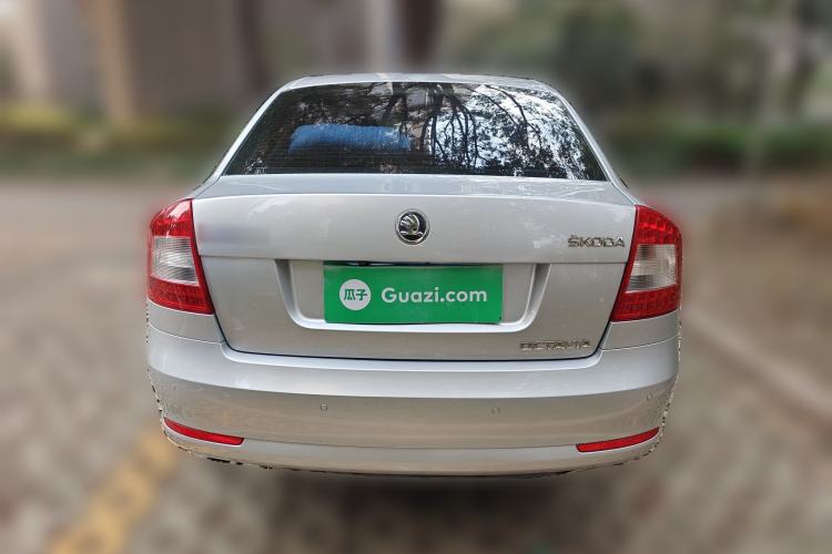 Used Skoda Octavia 2014 1.6L Automatic Yijie Edition Rear