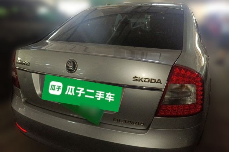 Used Skoda Octavia 2014 1.6L Manual Yijun Edition Rear