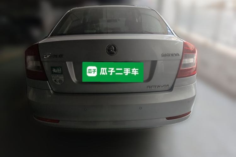 Used Skoda Octavia 2014 1.6L Automatic Yijie Edition Rear