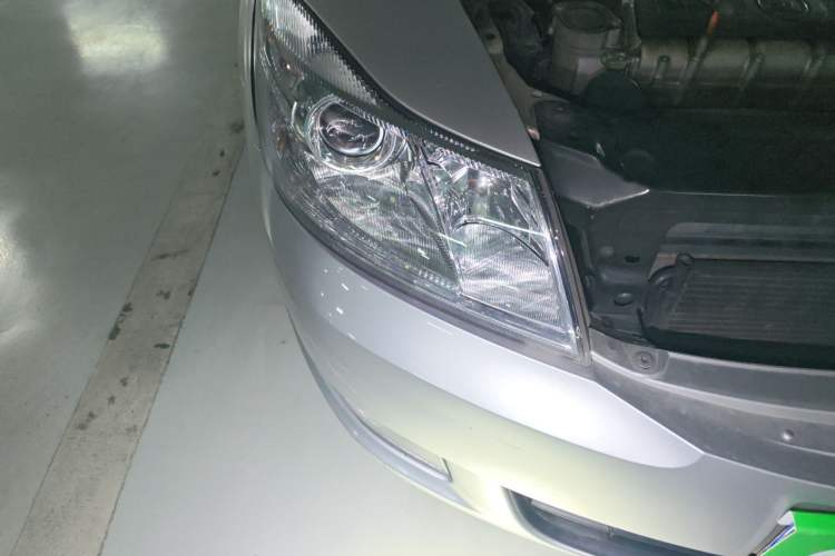 Used Skoda Octavia 2014 1.6L Automatic Yijun Edition Right Front Headlight