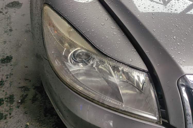 Used Skoda Octavia 2014 1.6L Automatic Yijie Edition Right Front Headlight