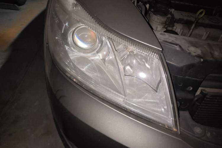Used Skoda Octavia 2014 1.6L Manual Yijun Edition Right Front Headlight