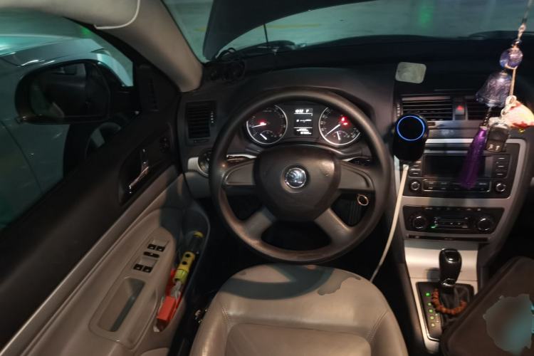 Used Skoda Octavia 2014 1.6L Automatic Yijun Edition Steering Wheel