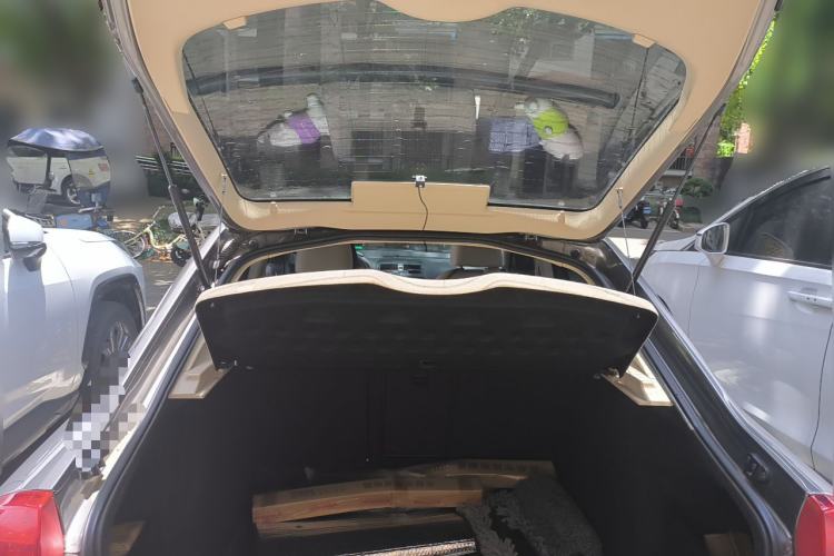 Used Skoda Octavia 2014 1.6L Manual Yijun Edition Trunk