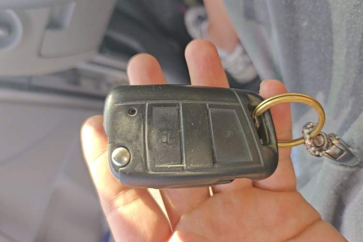 Used Skoda Octavia 2014 1.6L Manual Yijie Edition Vehicle Key