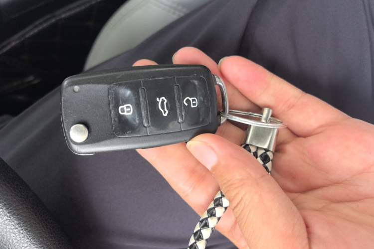 Used Skoda Octavia 2014 1.6L Automatic Yijun Edition Vehicle Key