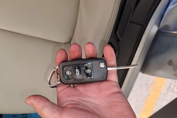 Used Skoda Octavia 2014 1.6L Automatic Yijie Edition Vehicle Key