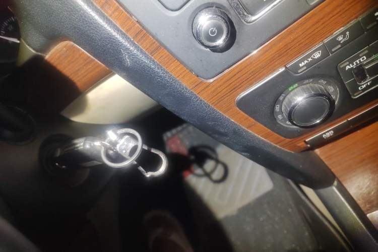 Used Skoda Octavia 2014 1.6L Automatic Yijun Edition Vehicle Key