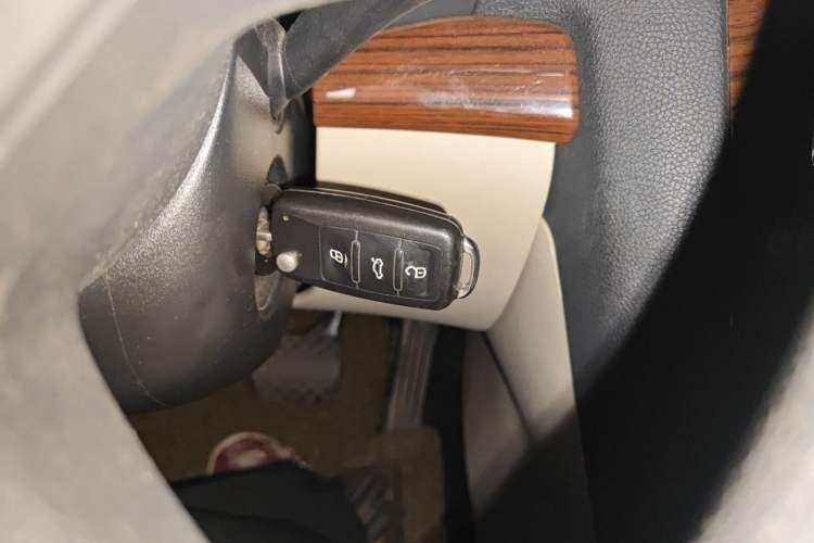 Used Skoda Octavia 2014 1.6L Automatic Yijun Edition Vehicle Key