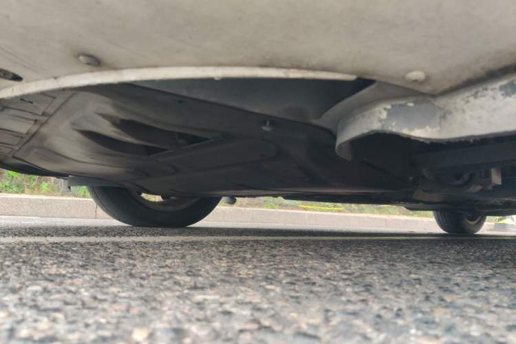 Used Skoda Octavia 2014 1.6L Manual Yijun Edition Chassis Front Left