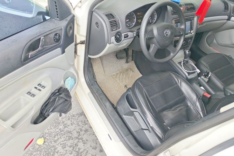 Used Skoda Octavia 2014 1.6L Automatic Yijie Edition Driver Seat