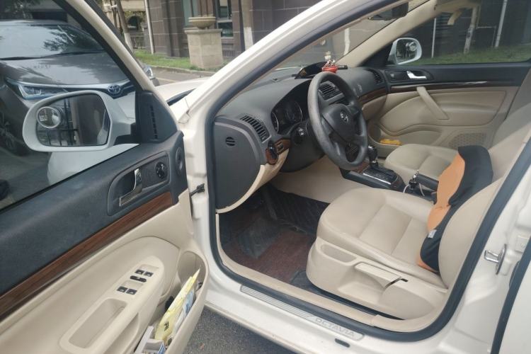 Used Skoda Octavia 2014 1.6L Automatic Yijun Edition Driver Seat