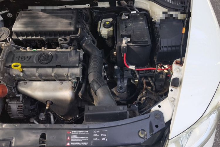 Used Skoda Octavia 2014 1.6L Manual Yijie Edition Engine Bay Left