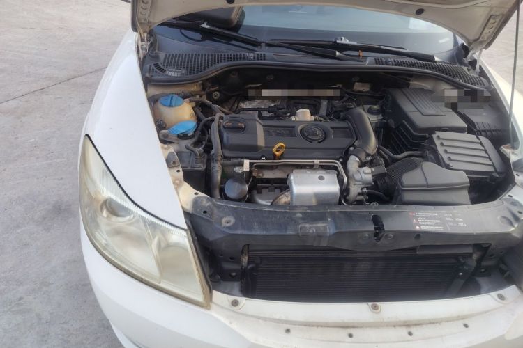 Used Skoda Octavia 2014 1.4TSI DSG Yijun Edition Engine Bay Right