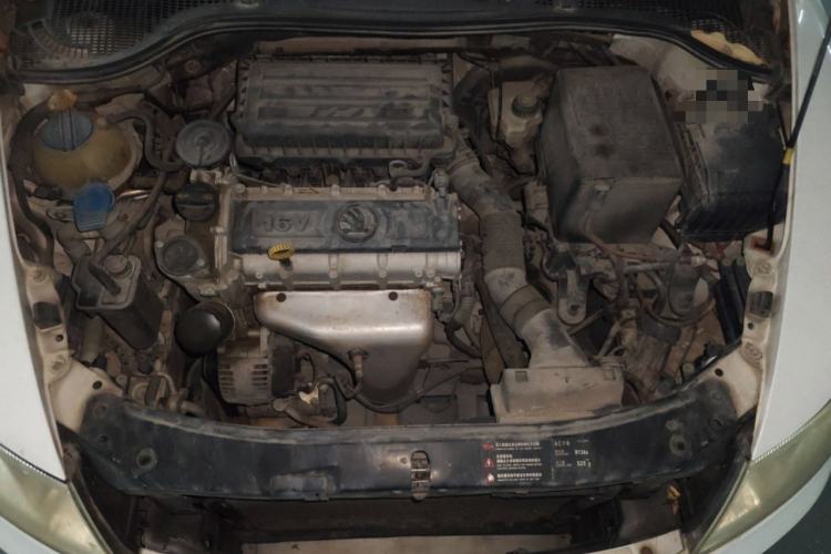 Used Skoda Octavia 2014 1.6L Manual Yijie Edition Engine Bay