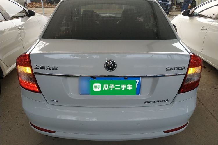 Used Skoda Octavia 2014 1.4TSI DSG Yijun Edition Exterior 4