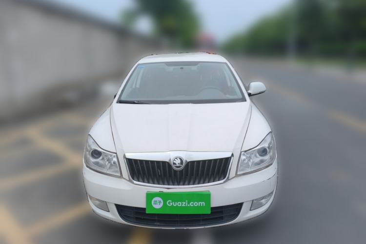Used Skoda Octavia 2014 1.6L Automatic Yijie Edition Front