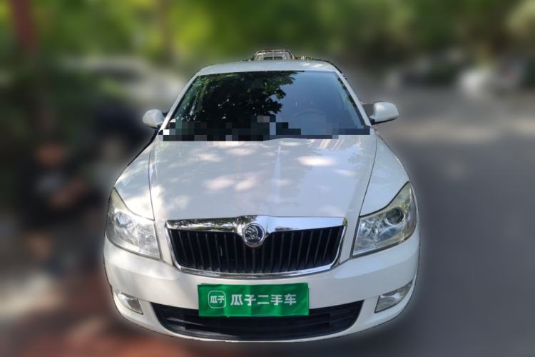 Used Skoda Octavia 2014 1.6L Manual Yijie Edition Front