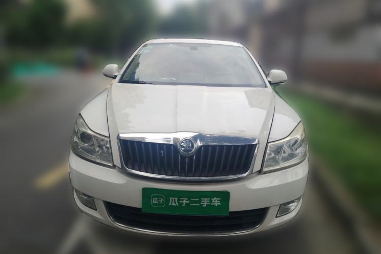 Used Skoda Octavia 2014 1.6L Automatic Yijun Edition Front