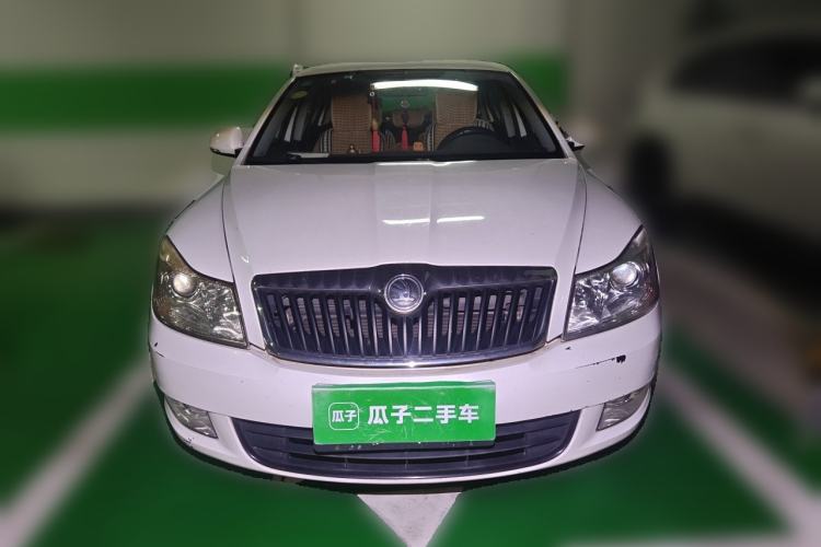 Used Skoda Octavia 2014 1.6L Automatic Yijie Edition Front
