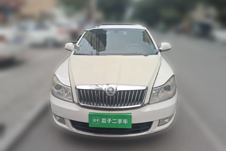 Used Skoda Octavia 2014 1.6L Automatic Yijun Edition Front