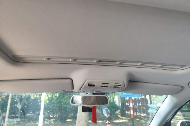 Used Skoda Octavia 2014 1.6L Manual Yijun Edition Headliner