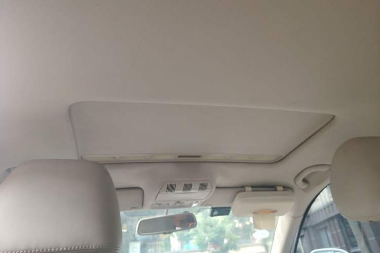 Used Skoda Octavia 2014 1.6L Automatic Yijun Edition Headliner