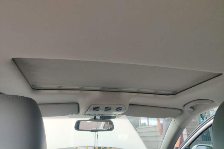 Used Skoda Octavia 2014 1.6L Manual Yijun Edition Headliner