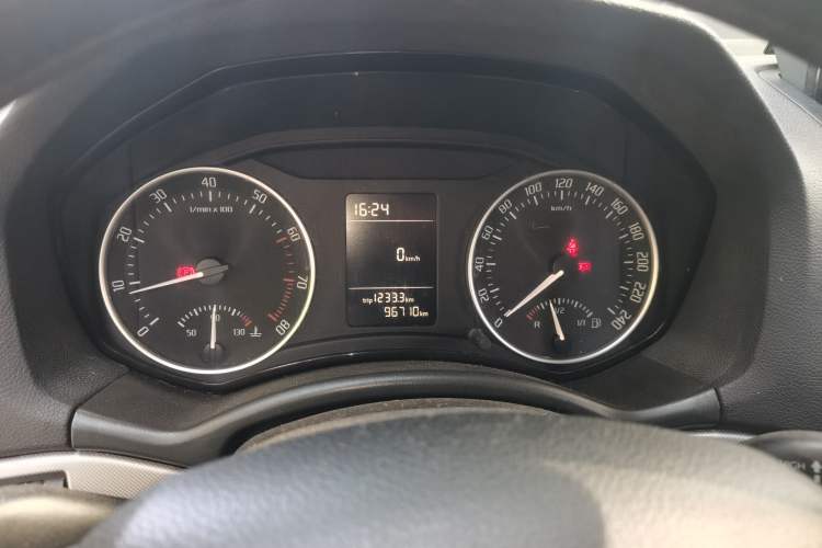 Used Skoda Octavia 2014 1.6L Manual Yijie Edition Instrument Cluster